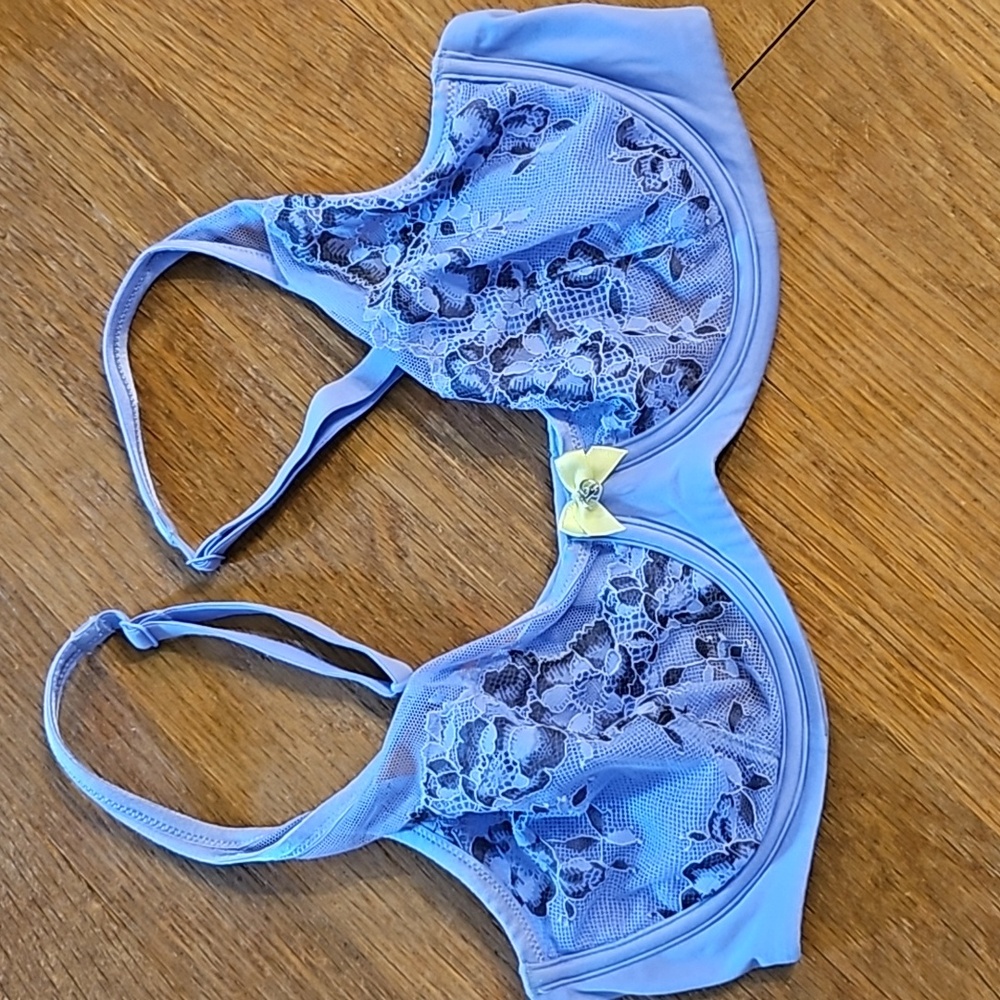 Victoria Secret lace bra